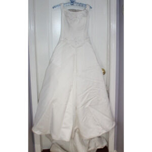 Paloma Blanca White Wedding Dress Women's 6 With Traditional Red Gold Asian East